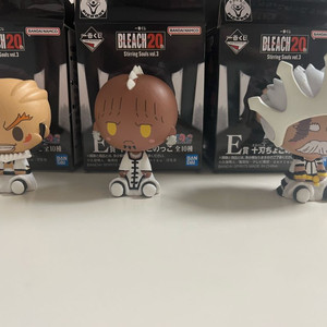 블리치 제일복권 초코노코 피규어 (바라간,조마리,야미)