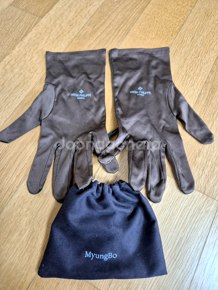 파텍필립 시계 매장용 장갑--1