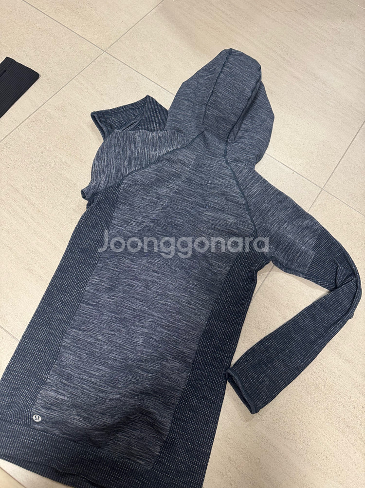 룰루레몬 네이비 후디 반집업 티셔츠 6사이즈--1
