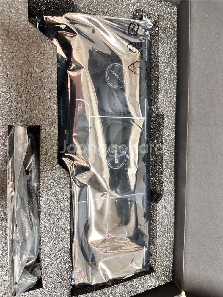 ASUS PRIME RTX 5070--5