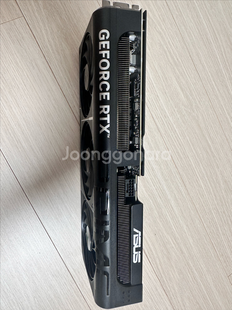 ASUS PRIME RTX 5070--4