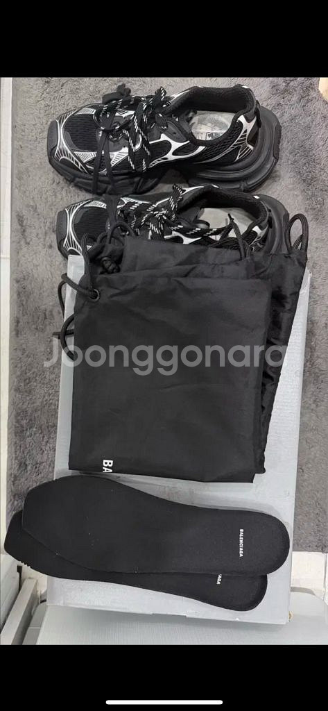 발렌시아가 3xl 44--1