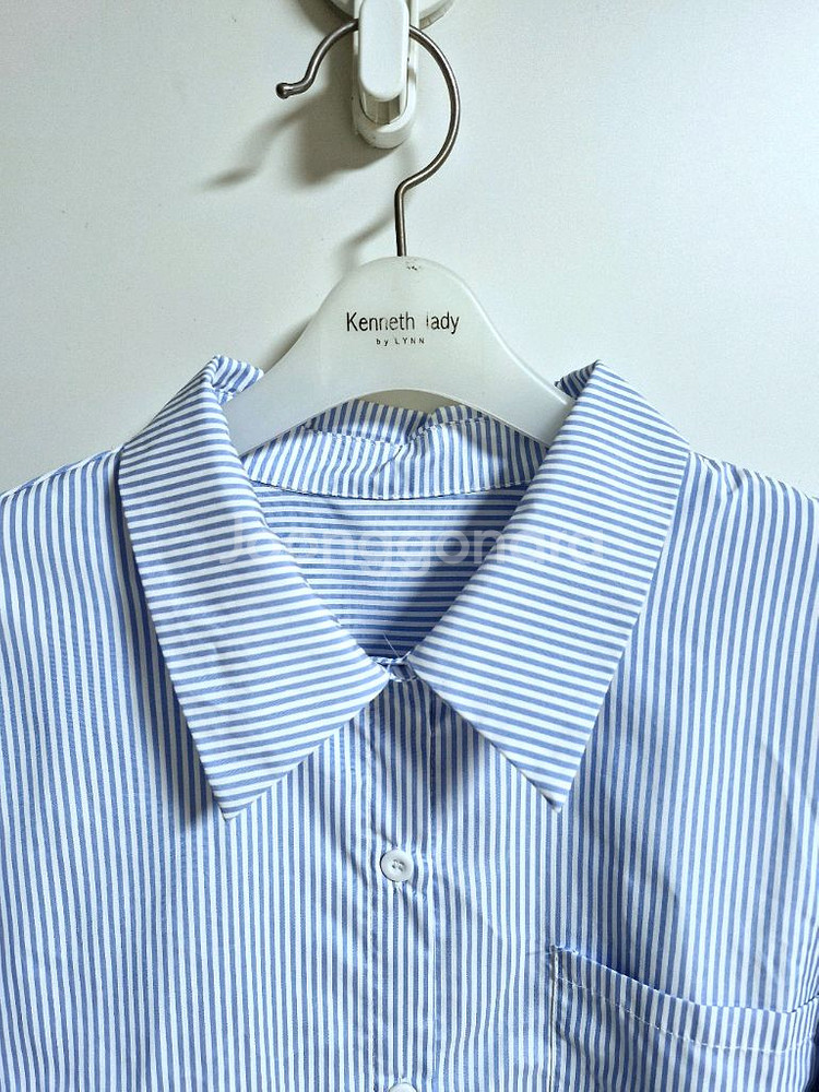 (새상품 프리) -오버핏 스트라이프 앞포켓여성셔츠남방블--2