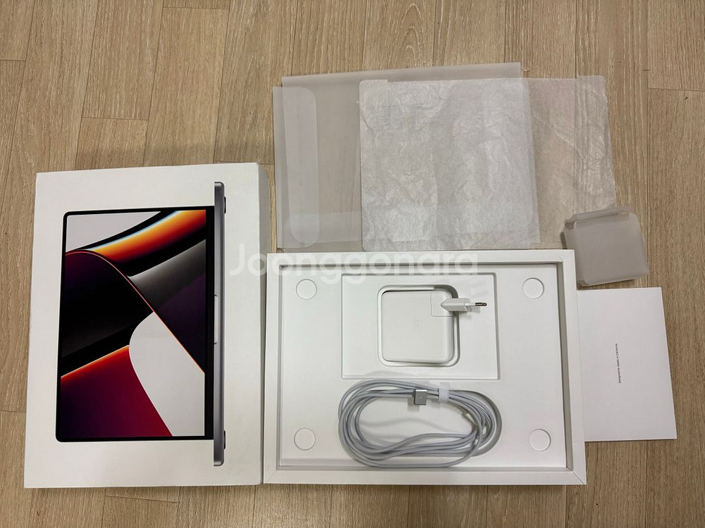 맥북프로14 M1 Pro 16gb 1TB 고급형 99만--9