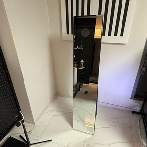 전신거울 높이150, 넓이 30