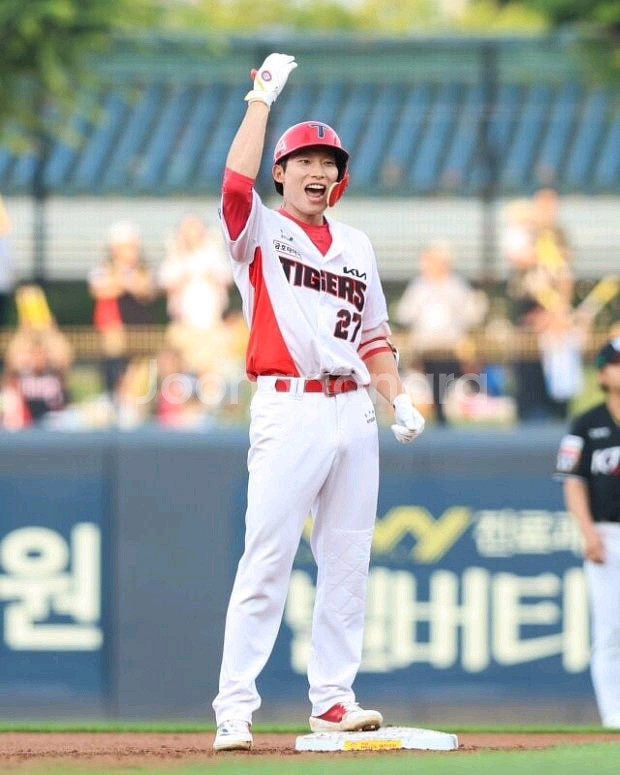 기아타이거즈 김호령 선수 실착 유니폼 바지--0