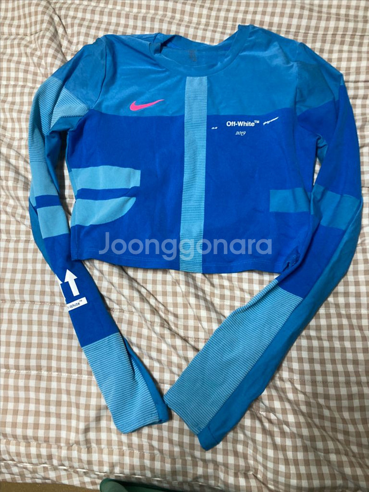 오프화이트x나이키 크롭탑--0