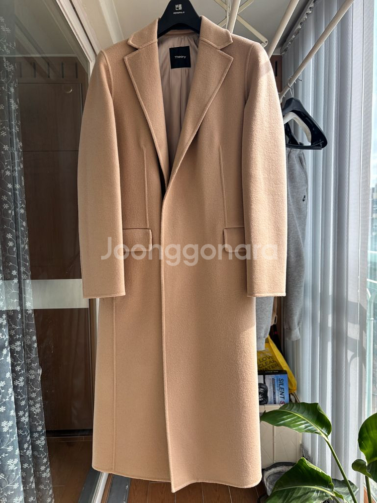 Theory 울캐시미어 베이지 롱코트 (000사이즈)--0