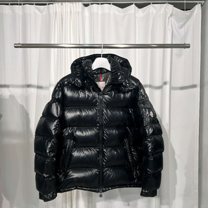 몽클레어 마야 패딩 5사이즈 블랙