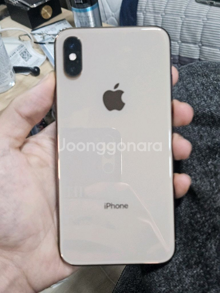 아이폰xs 64기가 A급--12
