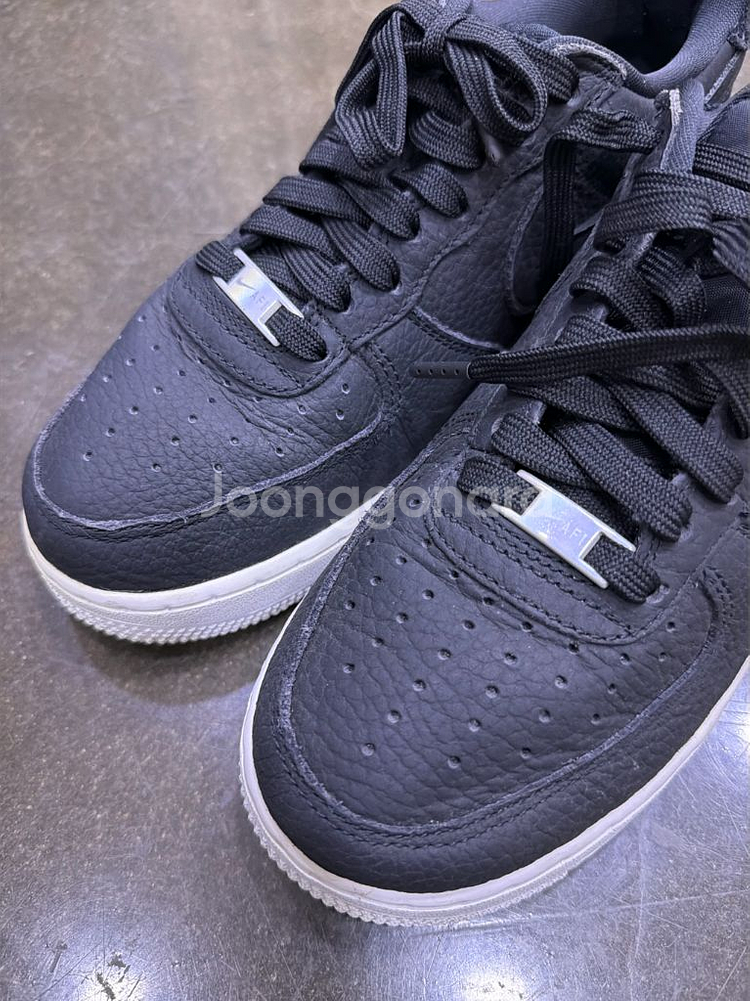 나이키 에어포스1 07 로우 크래프트 블랙 화이트260--2