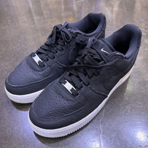 나이키 에어포스1 07 로우 크래프트 블랙 화이트260