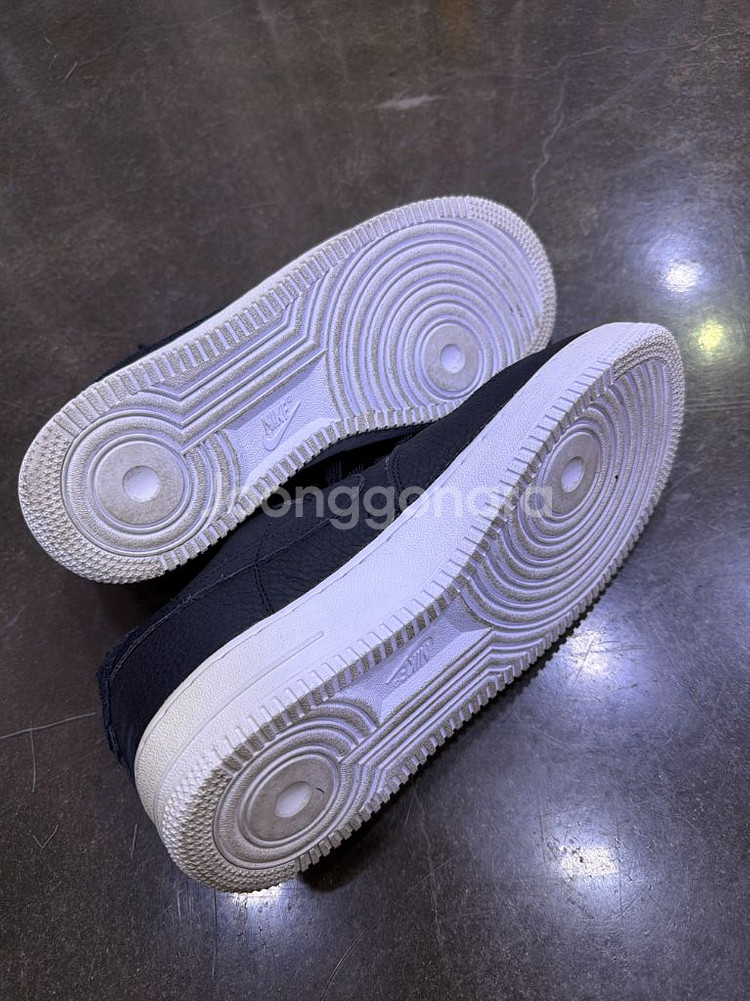 나이키 에어포스1 07 로우 크래프트 블랙 화이트260--7