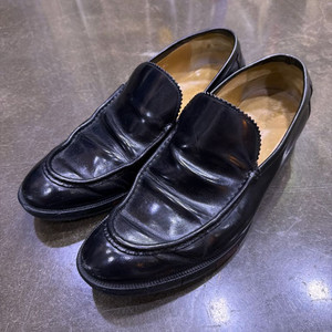 구찌 클래식 삼색라인 심플 로퍼 블랙 275