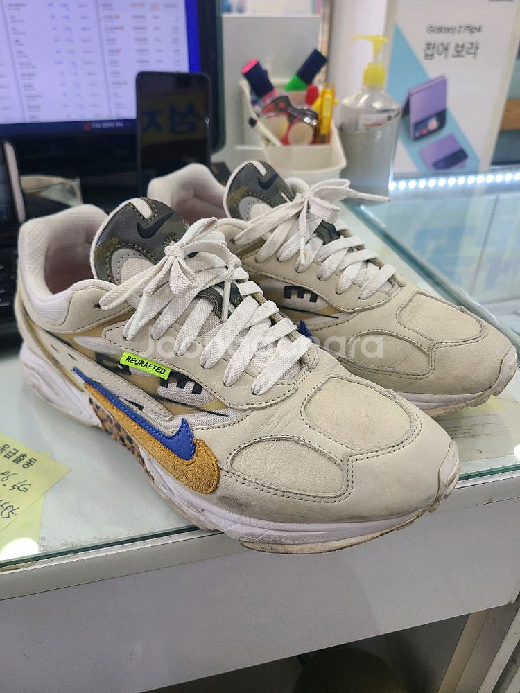 나이키 런닝화 에어 고스트레이서 카피페이스트 275--0