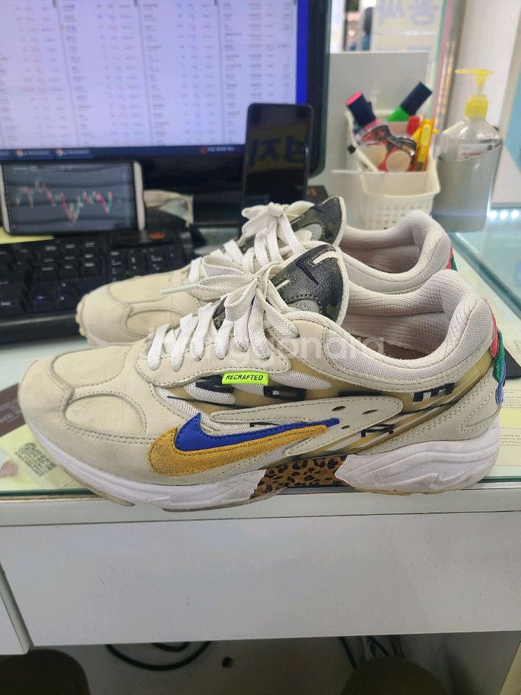 나이키 런닝화 에어 고스트레이서 카피페이스트 275--2