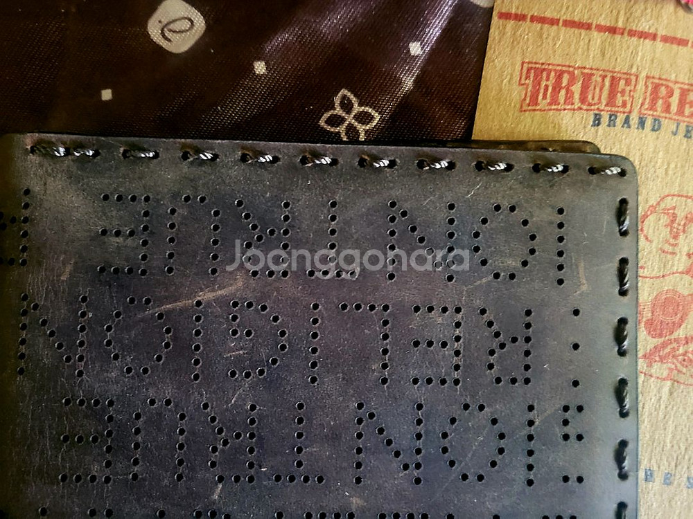 (미사용 새제품) 트루릴리전 레더 반지갑--3