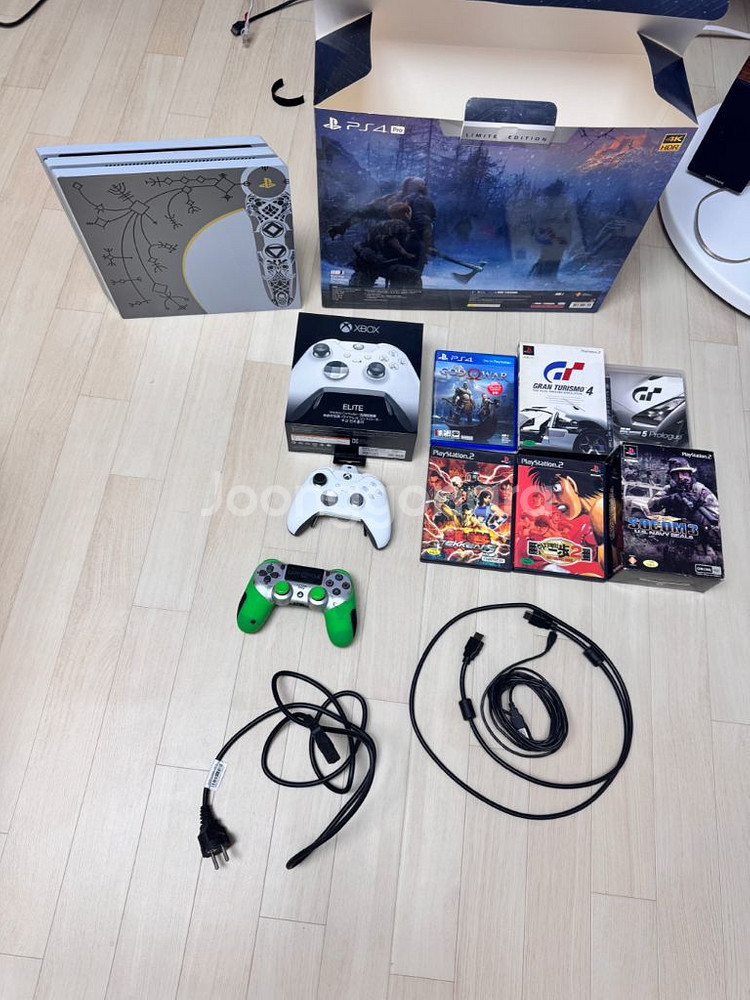 PS4 PRO 갓오브워 에디션 +게임6장+엘리트 컨트롤--0