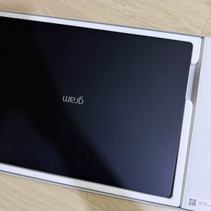 RTX5050 lg gram 프로 (10/24구매)