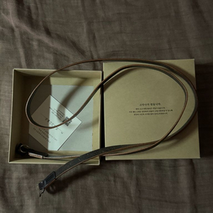 고다나 브라이들 레더 카메라 스트랩