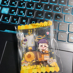 블루아카이브 맘스터치 아오바 키링 판매합니다