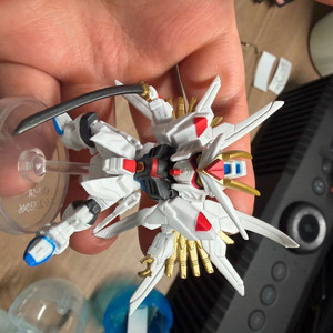 건담 앙상블,가챠 삽니다