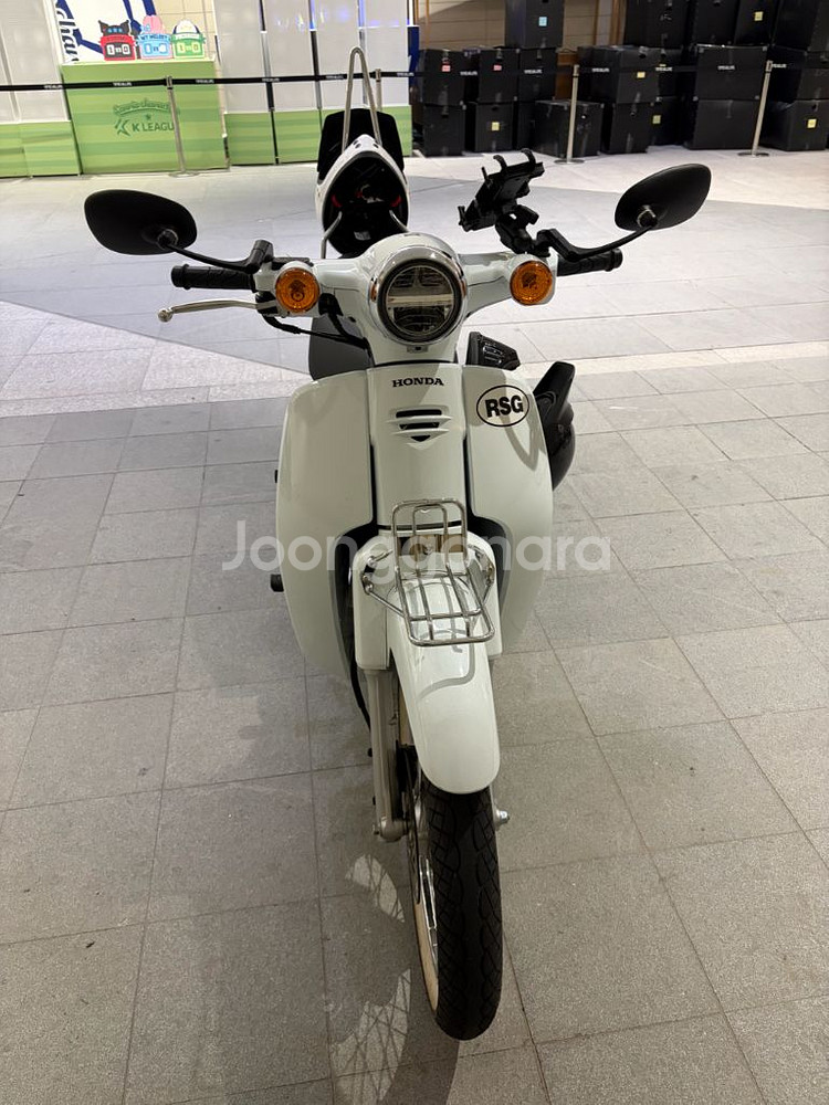 2024년 10월 신차출고 혼다 슈퍼 커브 110 흰색--2