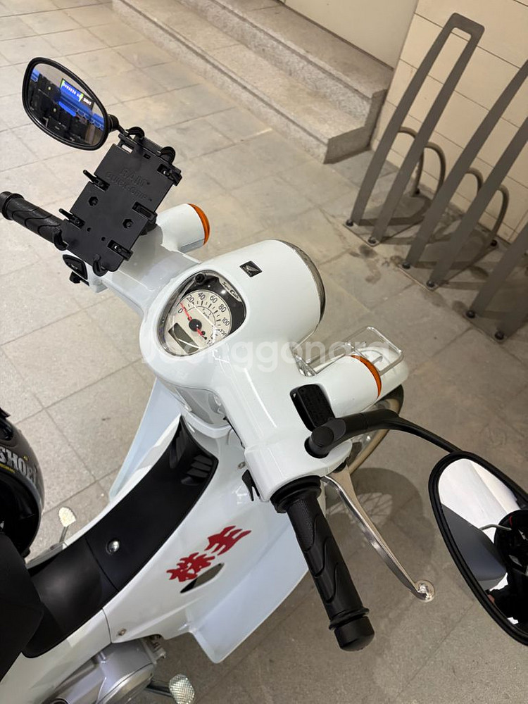 2024년 10월 신차출고 혼다 슈퍼 커브 110 흰색--3