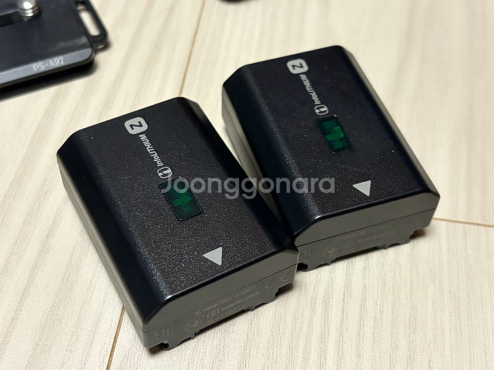 소니 a7r5 카메라 판매합니다(A급, +추가용품)--9