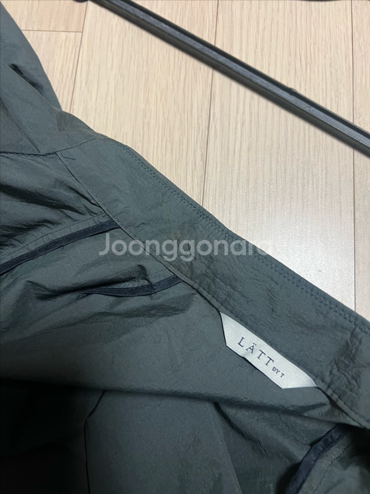 한섬 래트바이티 셔링소매 바스락 롱원피스 트렌치코트셔츠--7