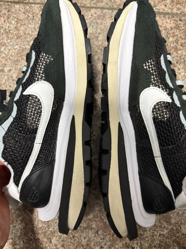 나이키 사카이 베이퍼 와플 265팝니다 이미지