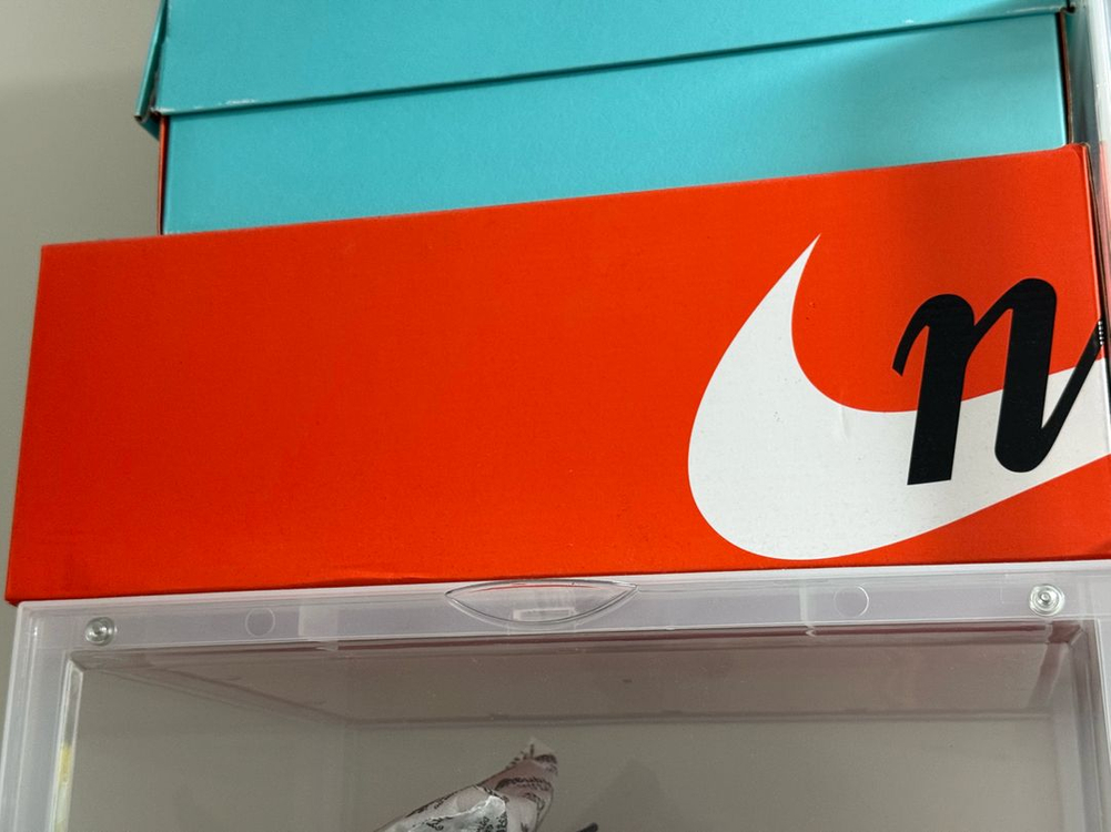 나이키 사카이 베이퍼 와플 265팝니다 이미지