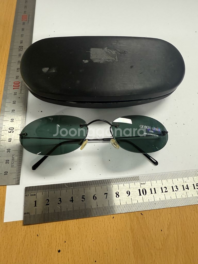 조르지오 아르마니 선글라스--0