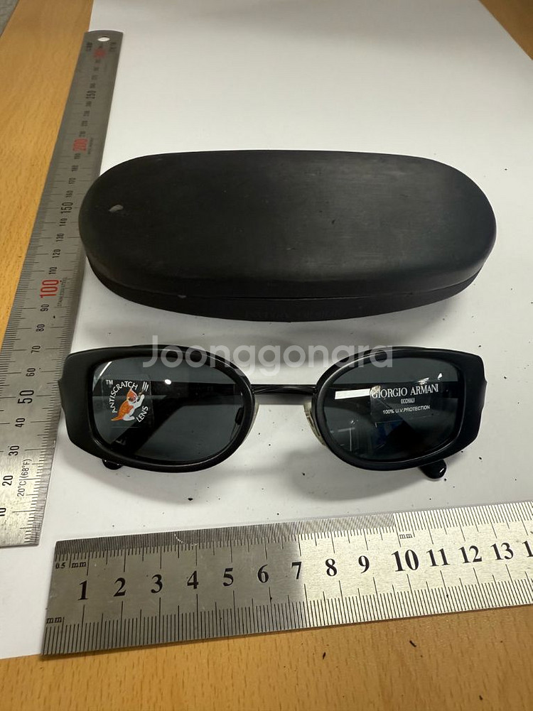조르지오 아르마니 선글라스--0