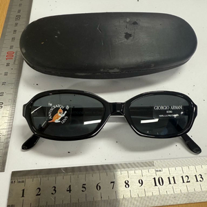 조르지오 아르마니 선글라스