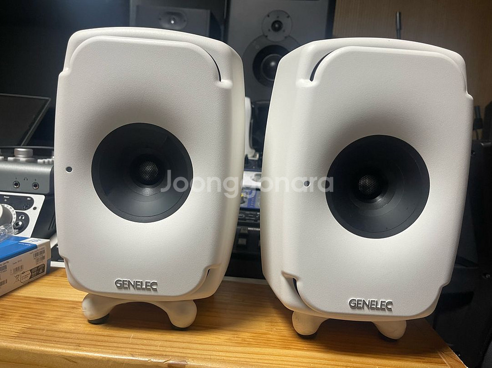 제네렉 Genelec 8331a 화이트 모니터스피커 판--0