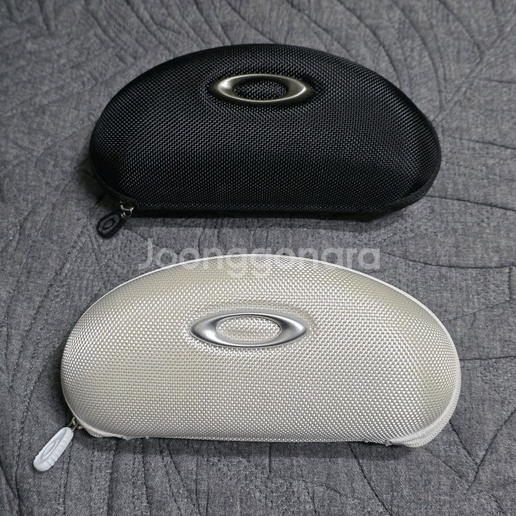 오클리 선글라스 하드케이스--0