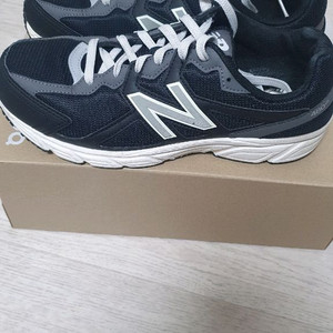 뉴발란스 480 v5 270사이즈 판매합니다