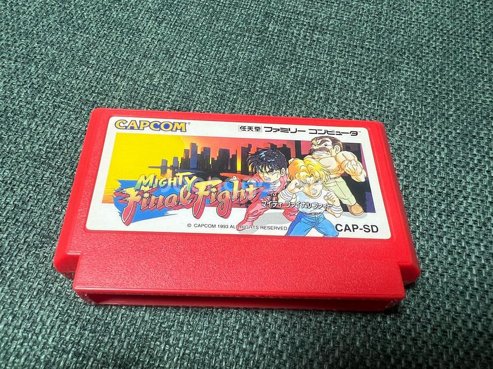패미컴용 마이티 파이널 파이티 팝니다--0
