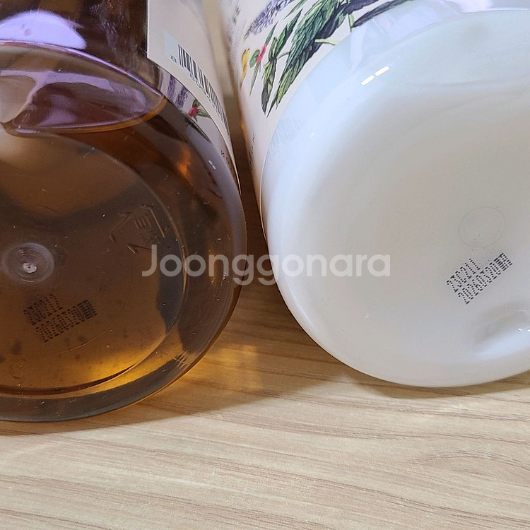 아로마드폼 바디세트, 온더바디 바디워시 4개 일괄 판매--1