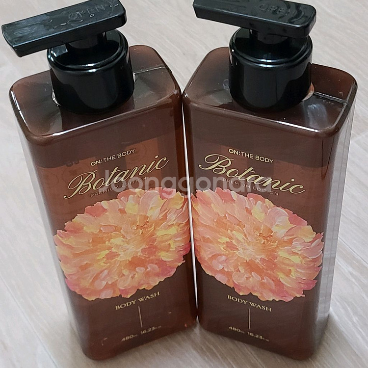 아로마드폼 바디세트, 온더바디 바디워시 4개 일괄 판매--4