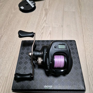 도요 우라노 DLC 수심측정 좌핸 베이트릴