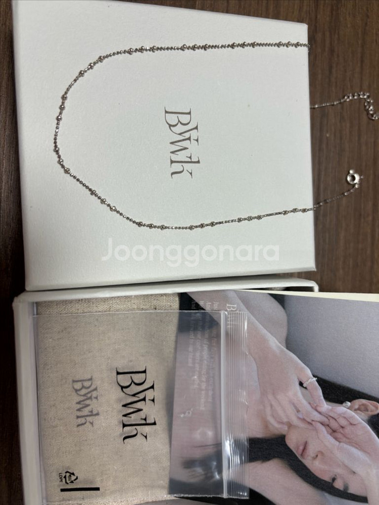 바이위켄드 lssue 목걸이--2