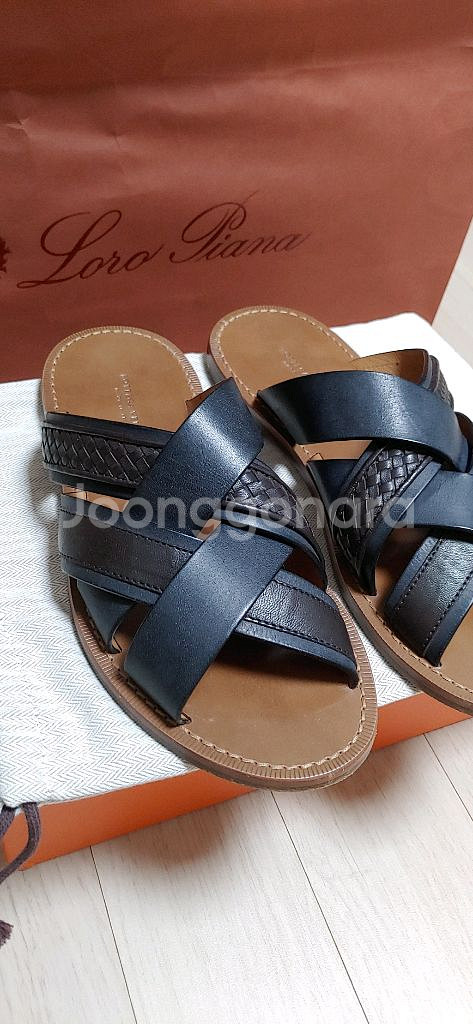 정품)보테가베네타 슬리퍼 샌들(260~265)--5