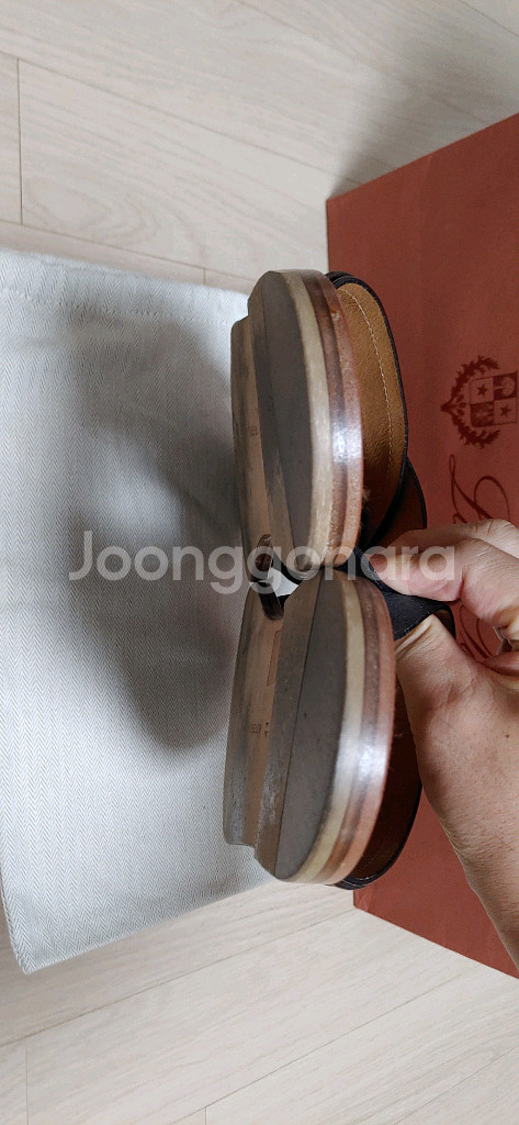 정품)보테가베네타 슬리퍼 샌들(260~265)--8