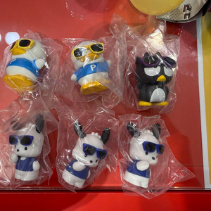 산리오 해피단브이 선글라스 포차코 페클 등 가챠 피규어