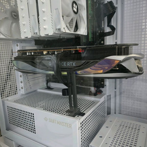 ZOTAC RTX 4090 amp 팝니다