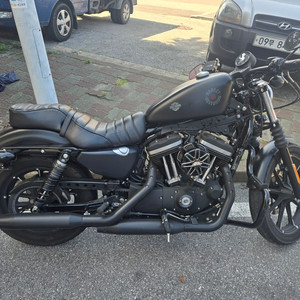 20년식 할리데이비슨 아이언 883