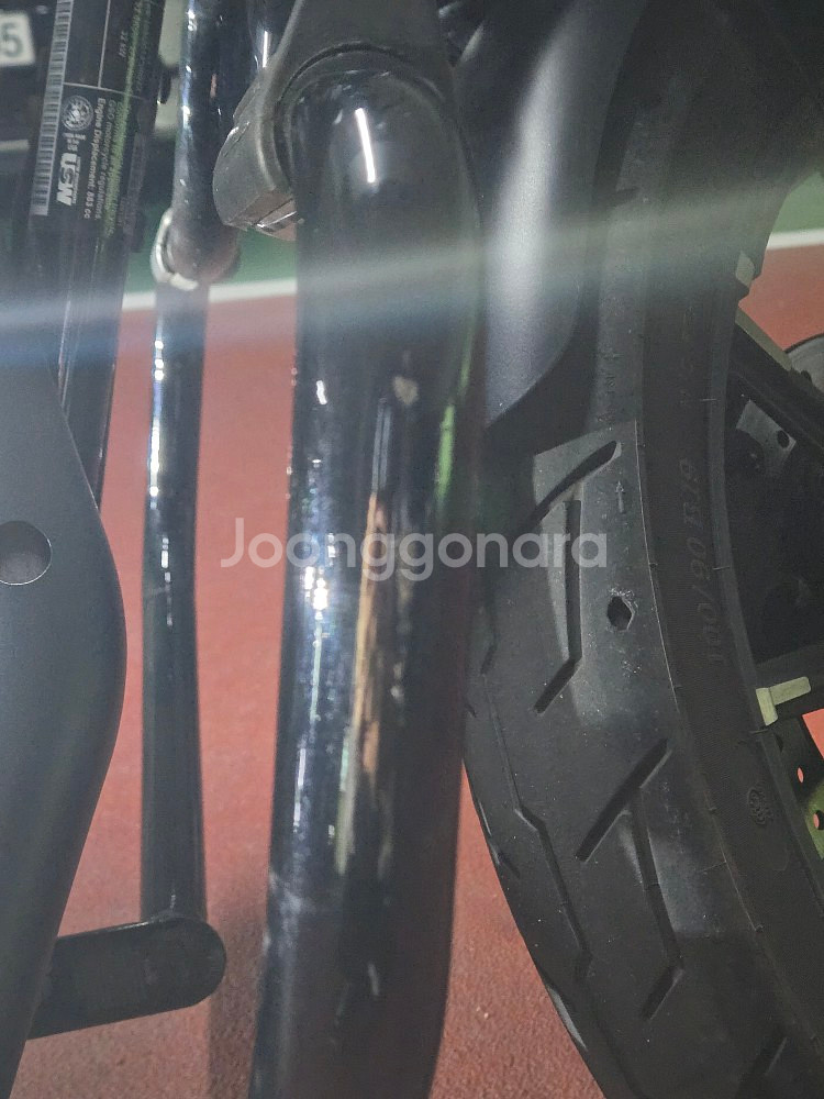 20년식 할리데이비슨 아이언 883--5