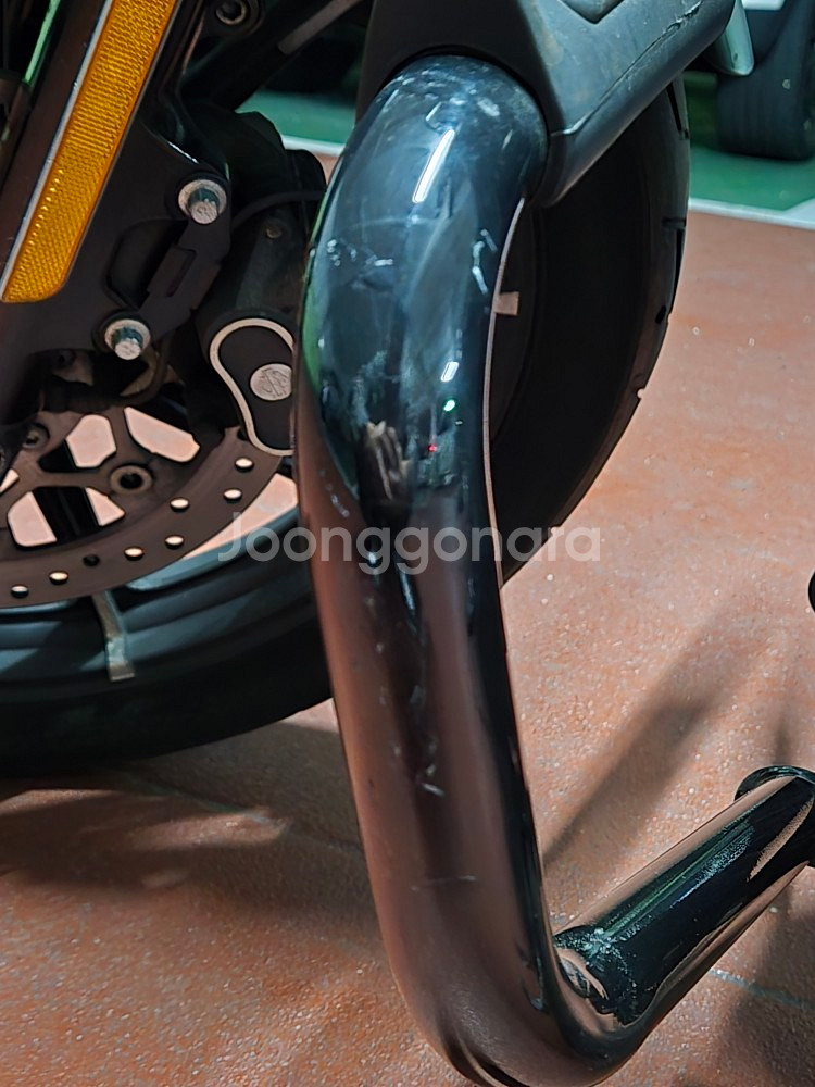 20년식 할리데이비슨 아이언 883--4